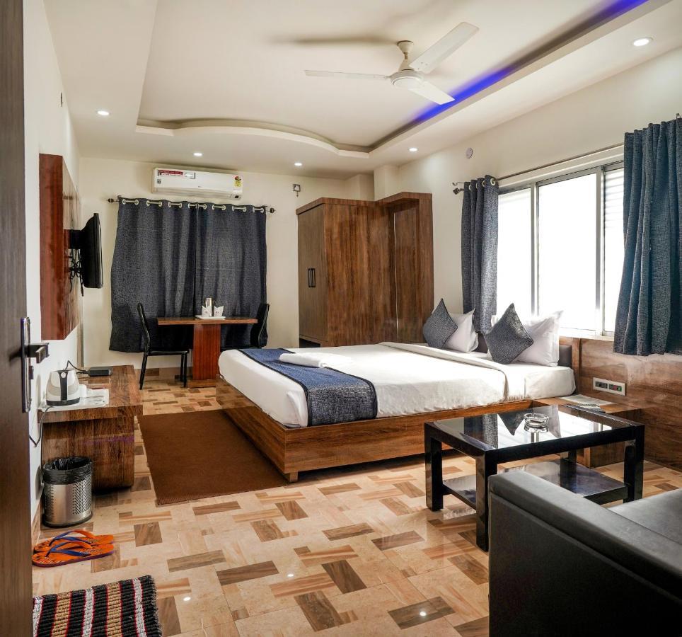 Hotel Heritage Koch Bihar Экстерьер фото