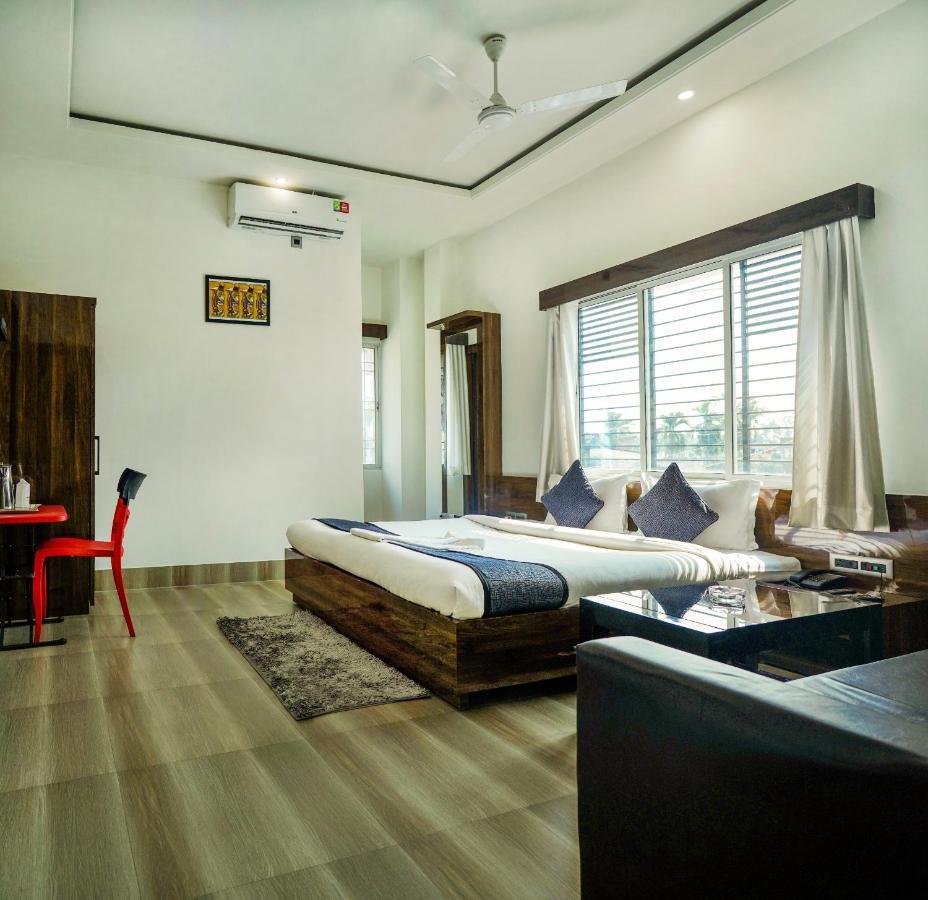 Hotel Heritage Koch Bihar Экстерьер фото