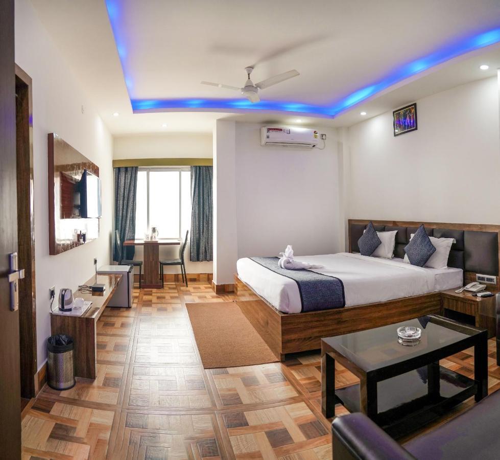Hotel Heritage Koch Bihar Экстерьер фото