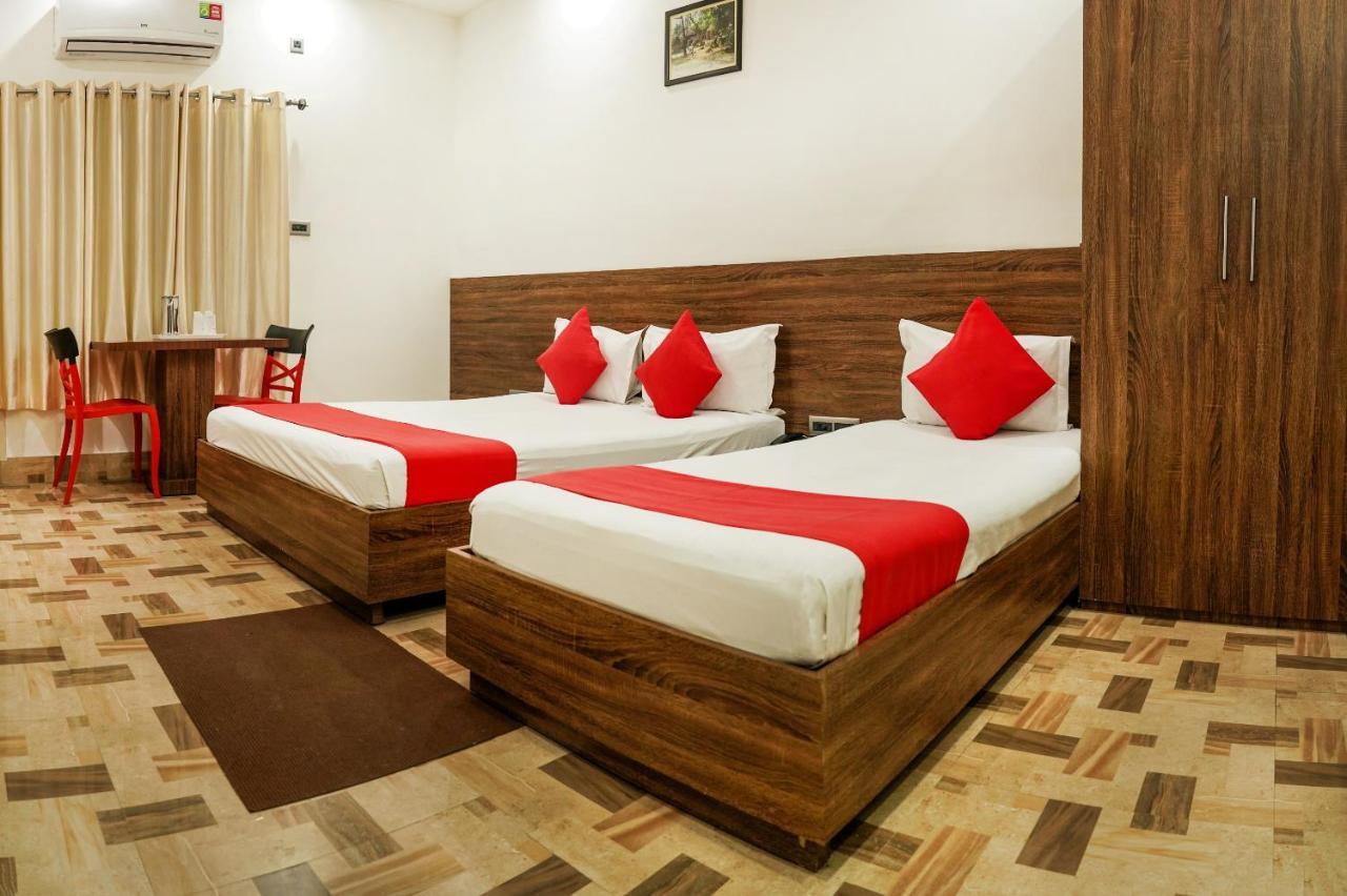 Hotel Heritage Koch Bihar Экстерьер фото