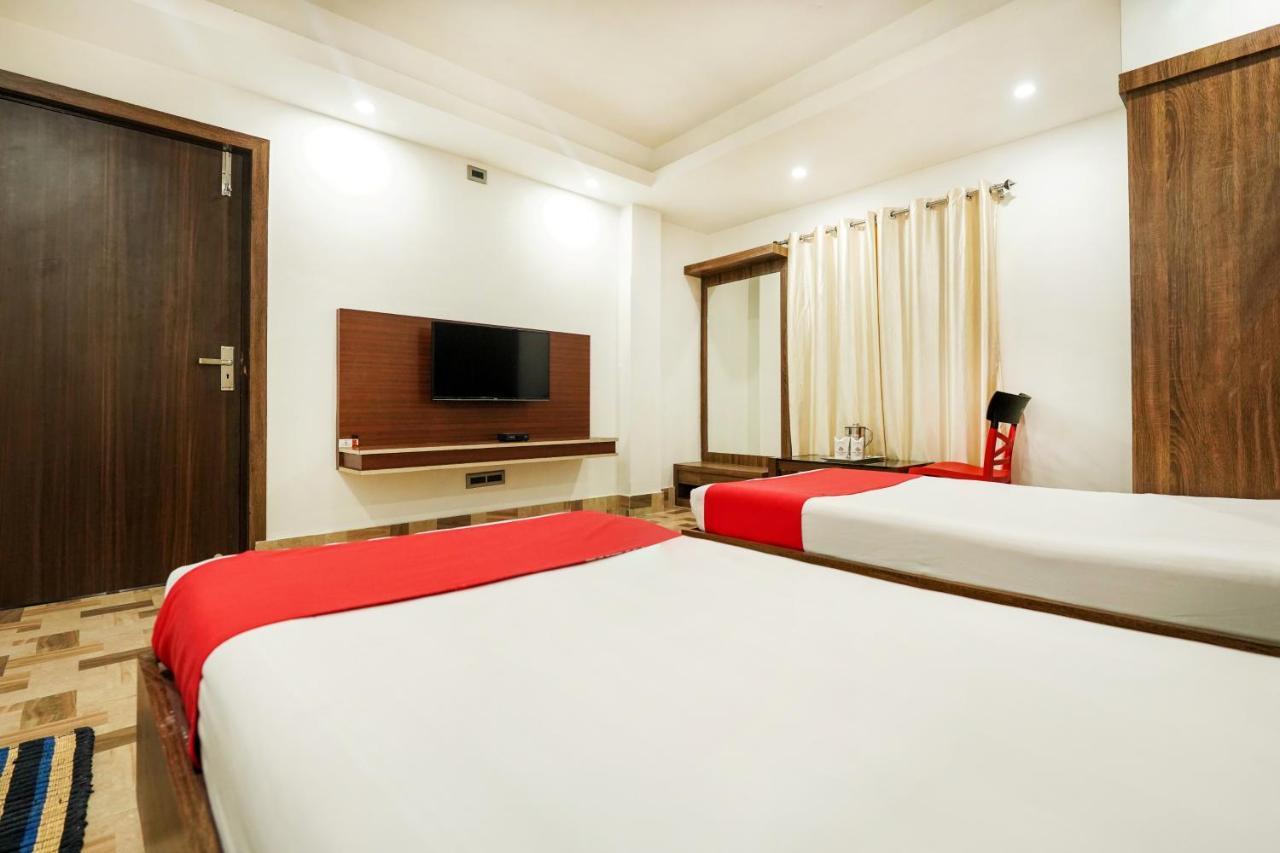 Hotel Heritage Koch Bihar Экстерьер фото